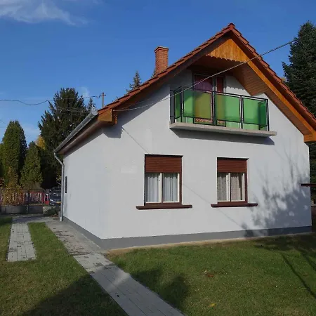 Holiday In 38734 Holiday home Balatonbereny